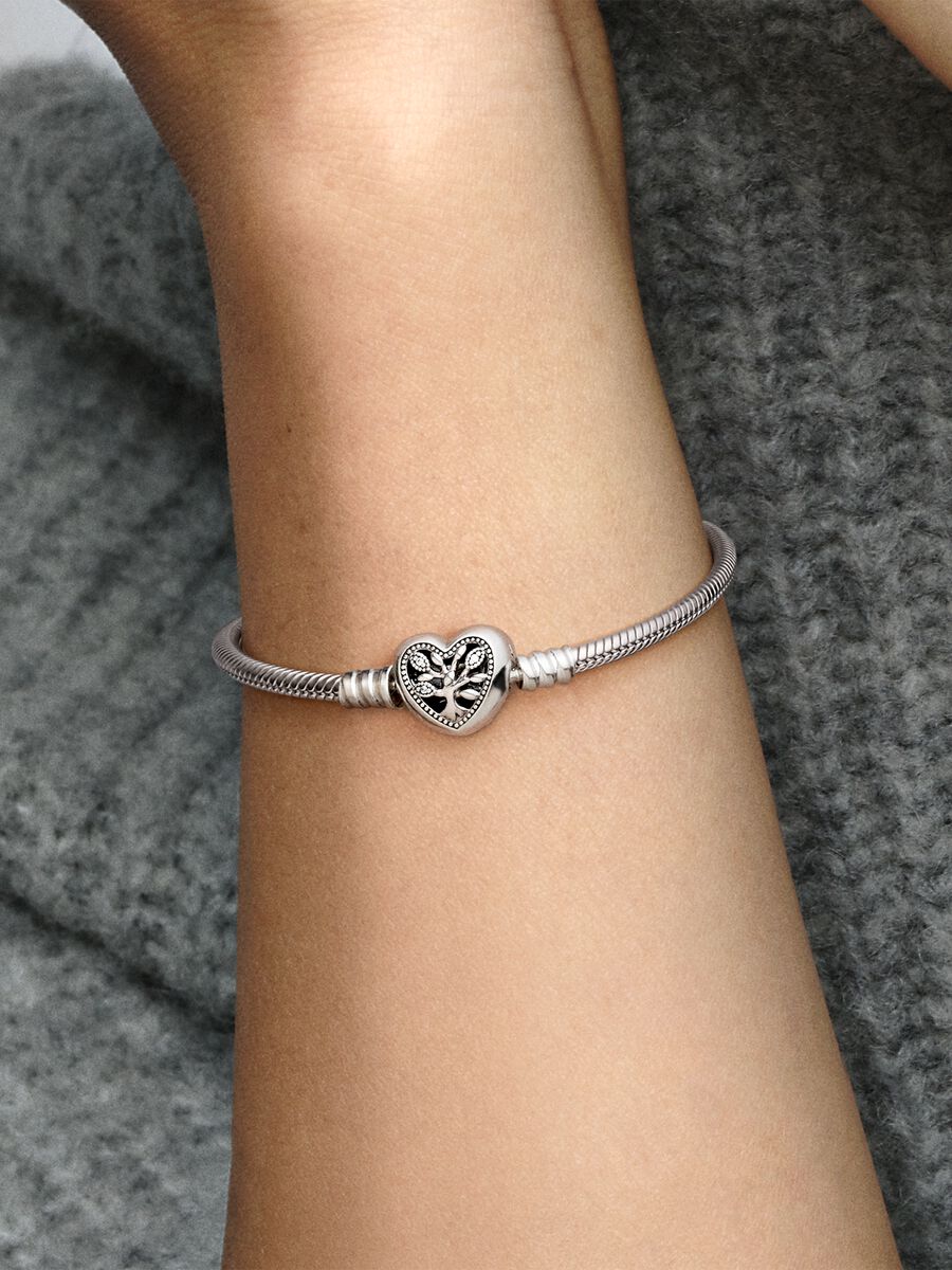 Family Tree Heart Clasp Snake Chain Bracelet