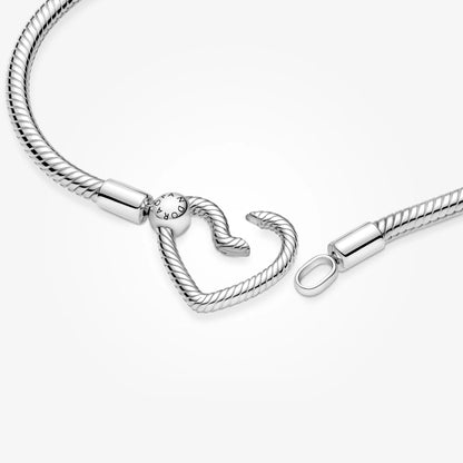 Pandora Moments Heart Closure Snake Chain Bracelet