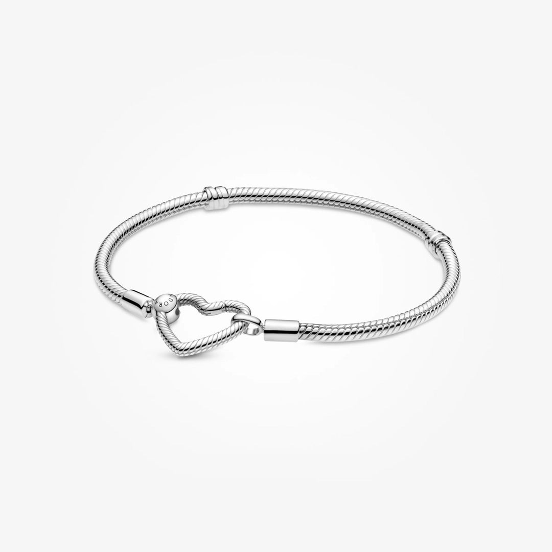 Pandora Moments Heart Closure Snake Chain Bracelet